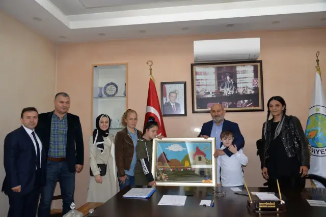 Özel Çocuklardan Püsküllü’ye Ziyaret