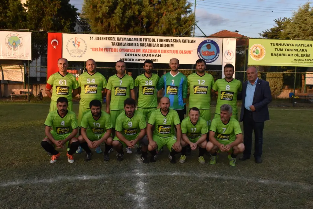 Haber: Tutkunlar İnşaat Tek Farkla Yarı Finalist - Öne Çıkan
