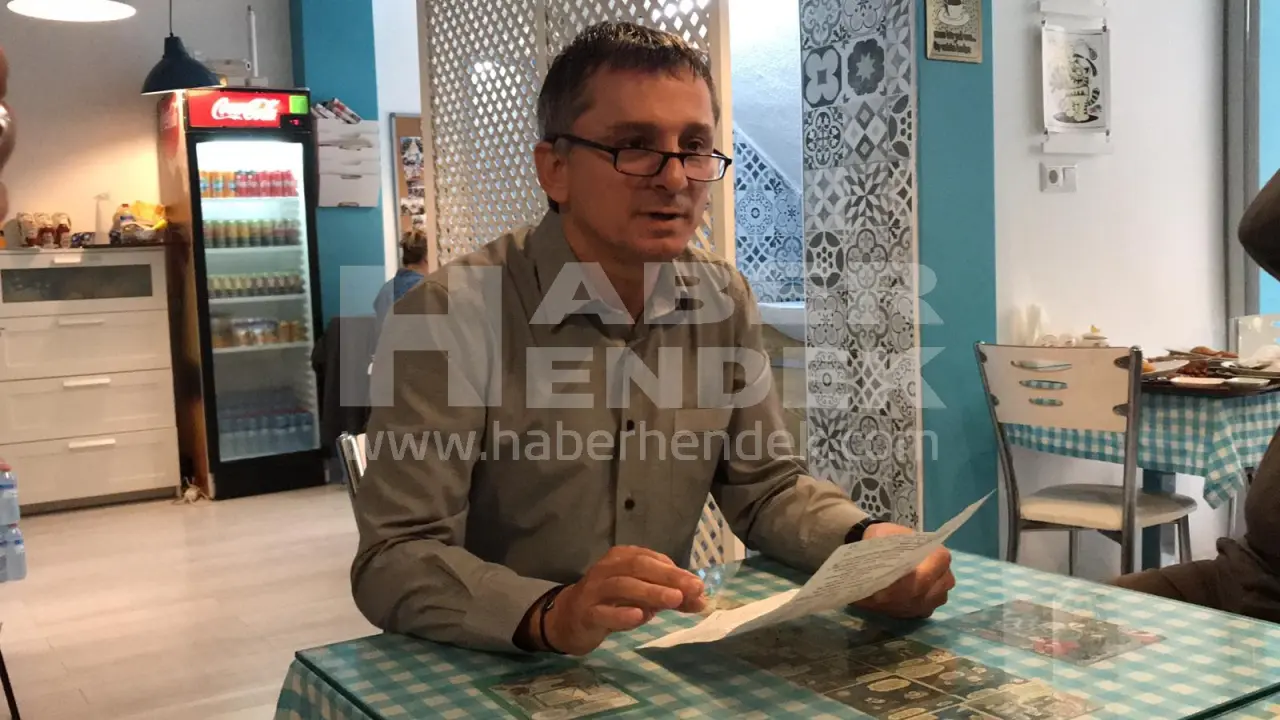 Haber: CHP’li Bal İstifasının Ardından Zehir Zemberek Açıklamalarda Bulundu - Öne Çıkan