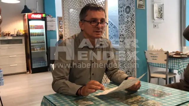 CHP’li Bal İstifasının Ardından Zehir Zemberek Açıklamalarda Bulundu