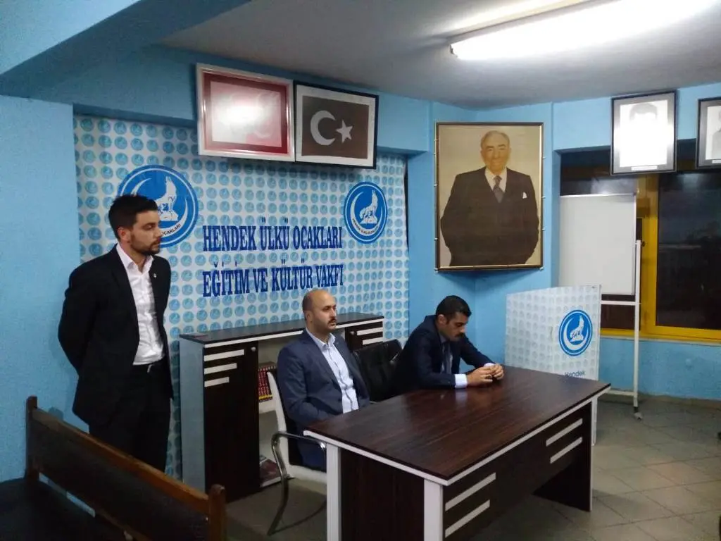 Haber: Sofuoğlu Hendek Ülkü Ocaklarını Ziyaret Etti - Galeri-3