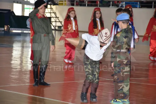 Hendek’te Cumhuriyet Bayramı Coşku İle Kutlandı