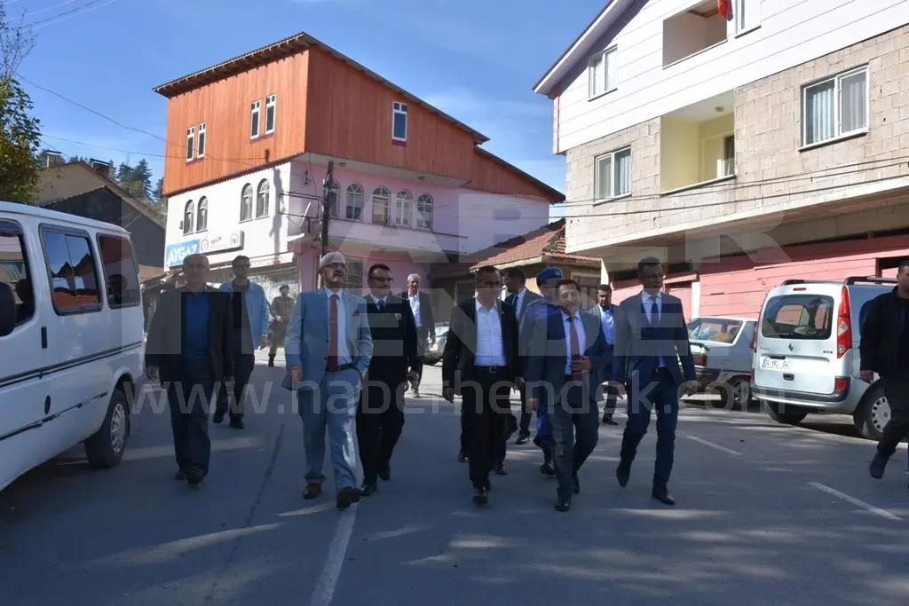 Haber: Vali Balkanlıoğlu Zirveye Çıktı - Galeri-2