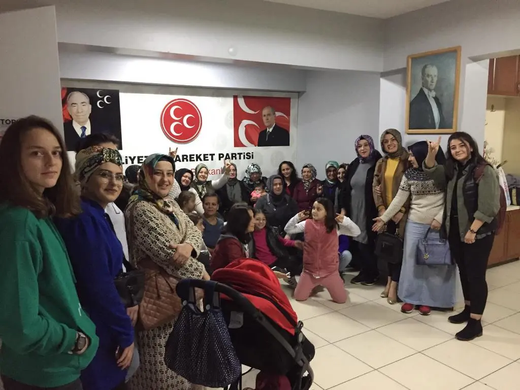 Haber: MHP’li Kadınlar İstişare Toplantısında Bir Araya Geldi - Galeri-1
