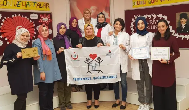 Yenimahalle Anaokulu Tüm Sertifikaları Topluyor