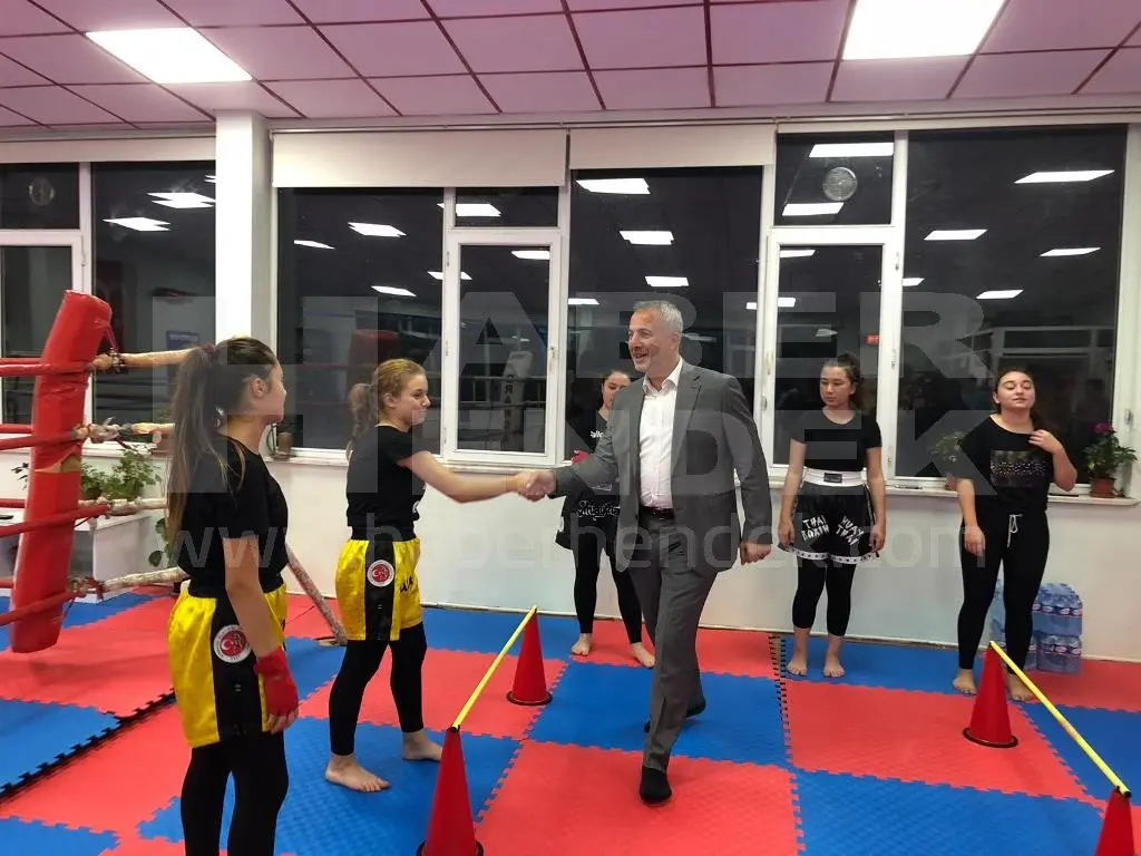 Haber: Babaoğlu Muay Thai Milli Sporculara Başarılar Diledi - Galeri-4