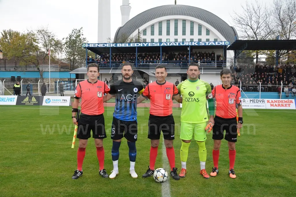 Haber: Sakarya Derbisinde Kazanan Hendekspor Oldu - Galeri-12
