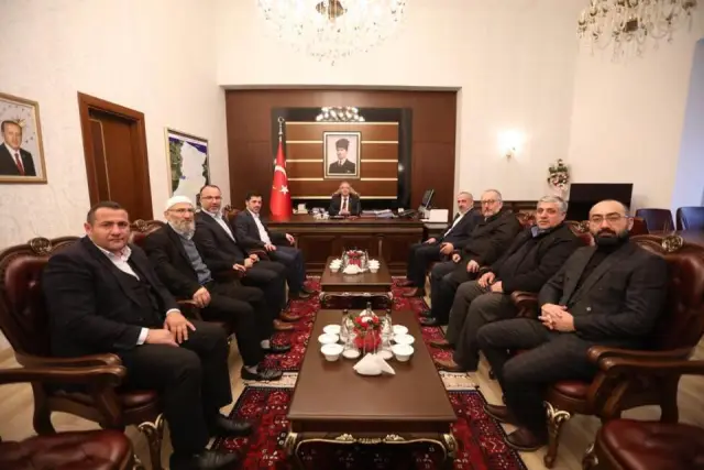 Sofu ve Ekibi Vali ile İl Müftüsünü Ziyaret Etti