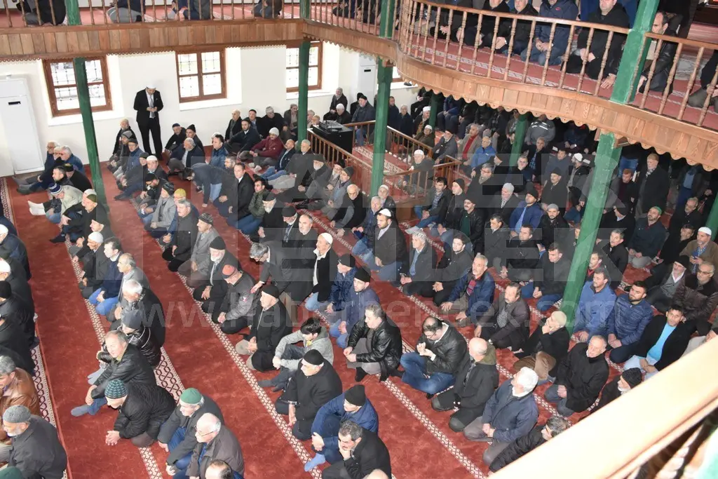 Haber: Büyük Cami Yeniden İbadete Açıldı - Galeri-6