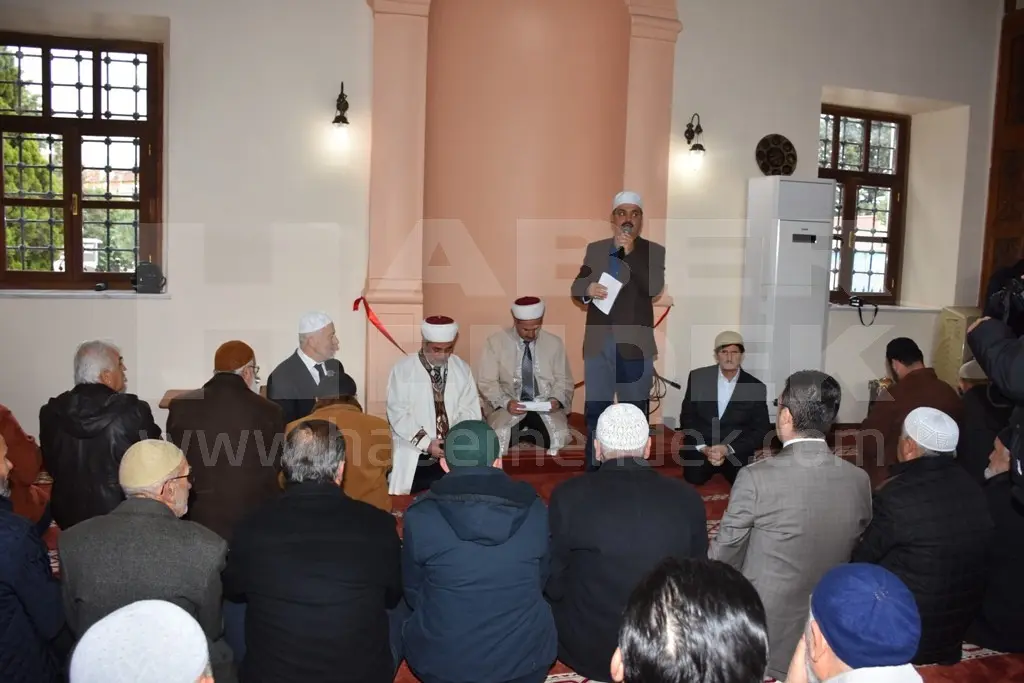 Haber: Büyük Cami Yeniden İbadete Açıldı - Galeri-4