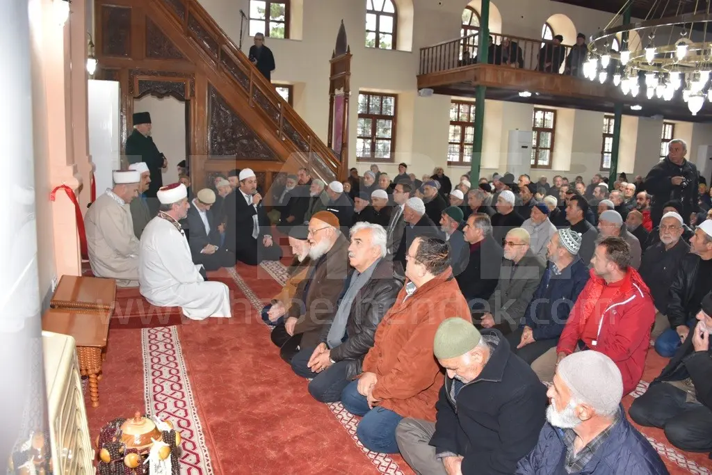 Haber: Büyük Cami Yeniden İbadete Açıldı - Galeri-3