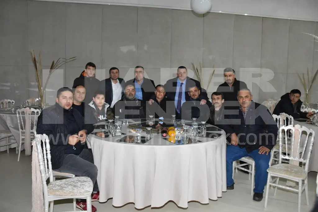 Haber: Rasimpaşaspor Üçüncü Yılını Kutladı - Galeri-13