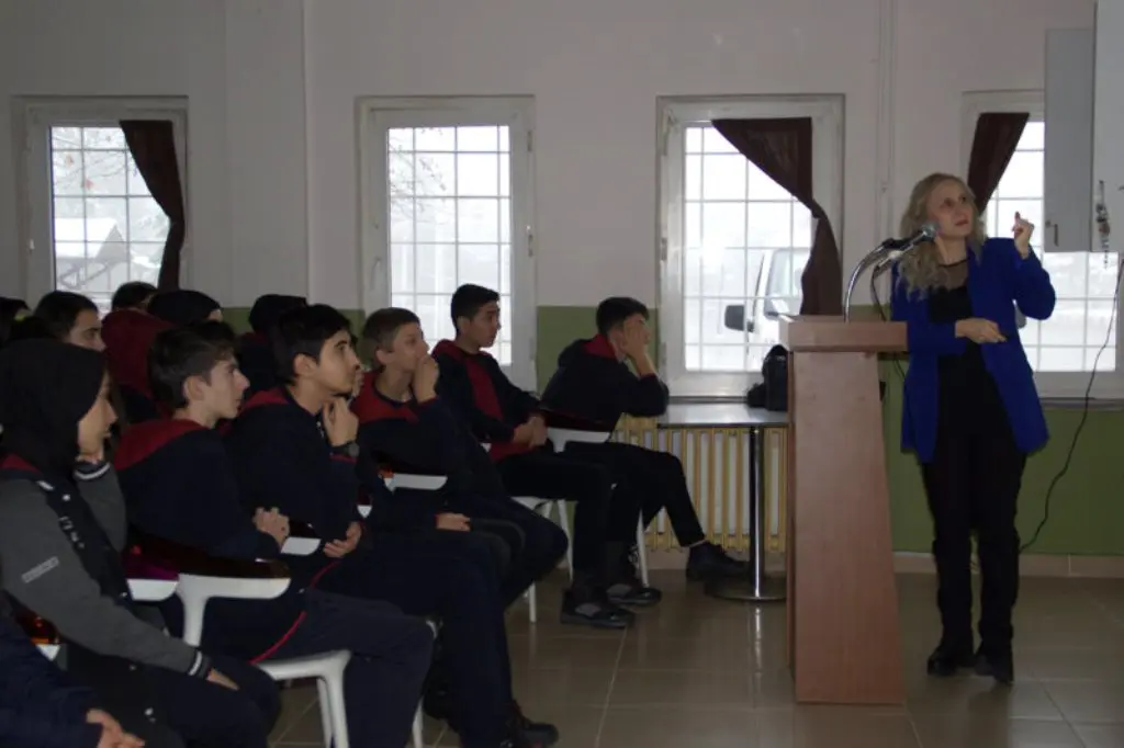 Haber: Öğrencilere Dünya Tarihinin En Eski Hastalığı Verem Anlatıldı - Galeri-1
