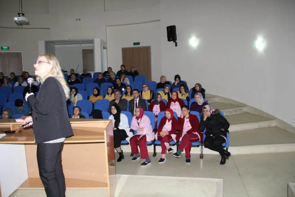 Haber: Hendek Hastanesinde Verem Semineri - Galeri-1