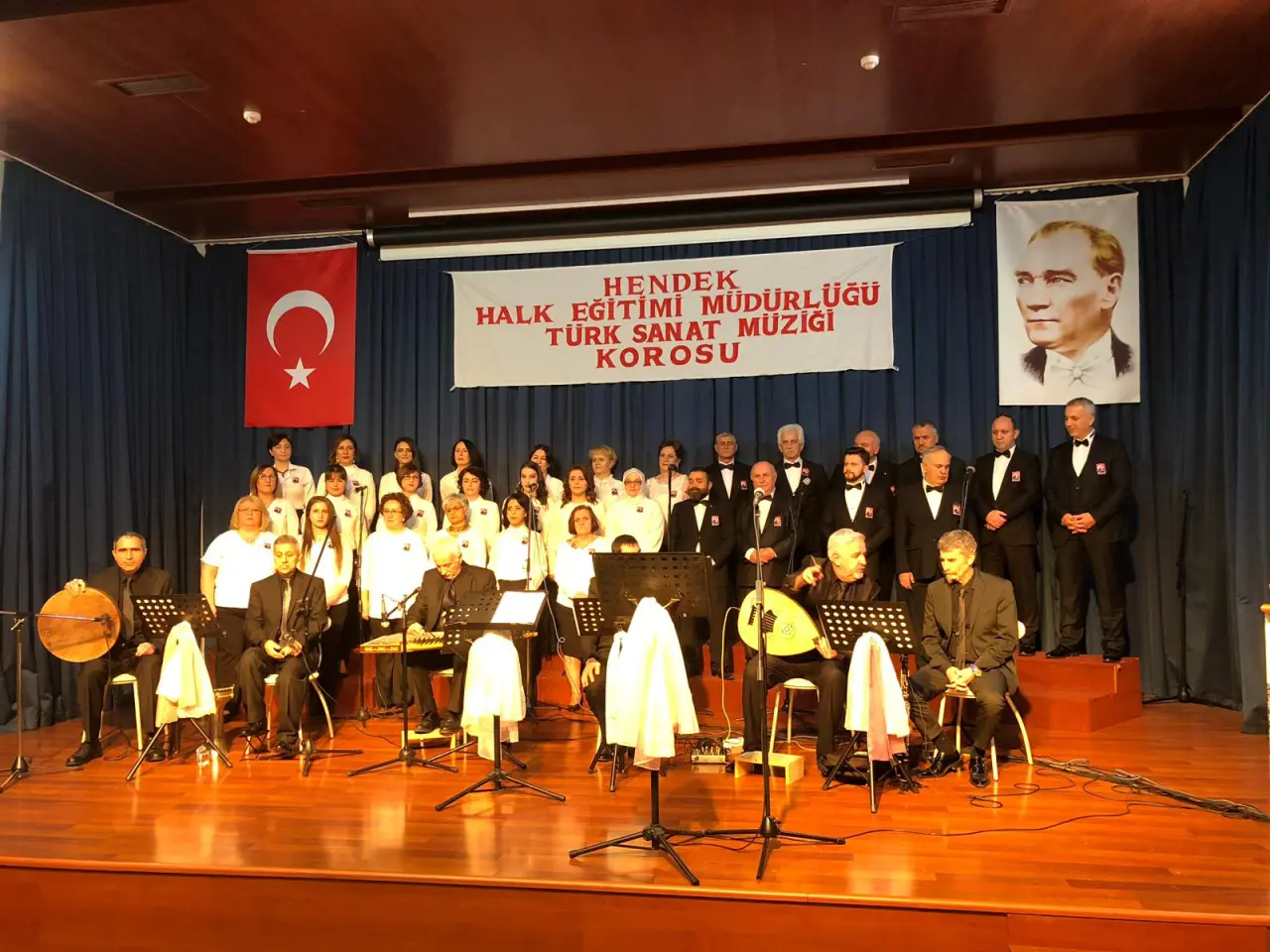 Haber: Babaoğlu Sahneye Çıktı - Galeri-2