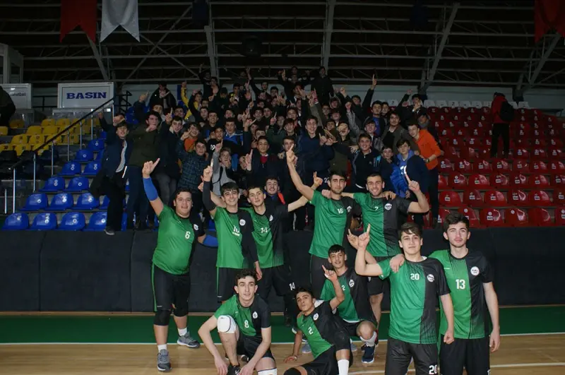 Haber: Hendek Anadolu Lisesi Üç Yıldır Şampiyonluğu Kaptırmıyor - Galeri-1