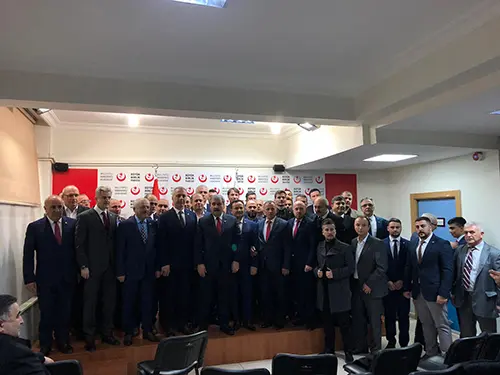 Haber: Babaoğlu, Ankara'da Büyük Birlik Partisi rozetini taktı. - Galeri-6