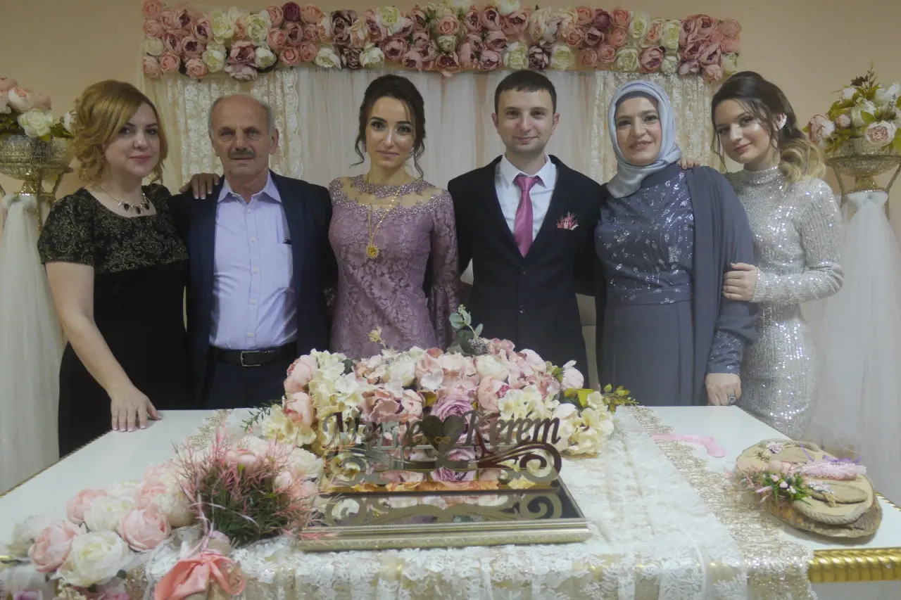 Haber: Merve İle Kerem Evlilik Yolunda İlk Adımı Attı - Galeri-1