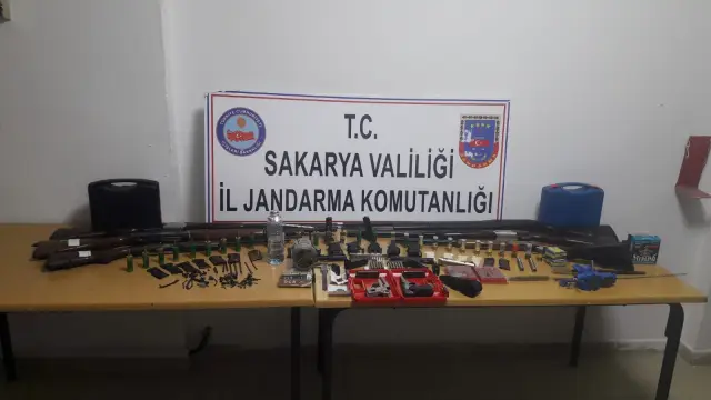 Jandarmadan Hendek’te Operasyon