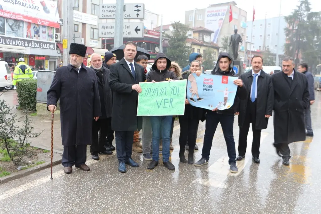 Haber: Hendek’te Öncelik Hayatın, Öncelik Yaya’nın - Galeri-1