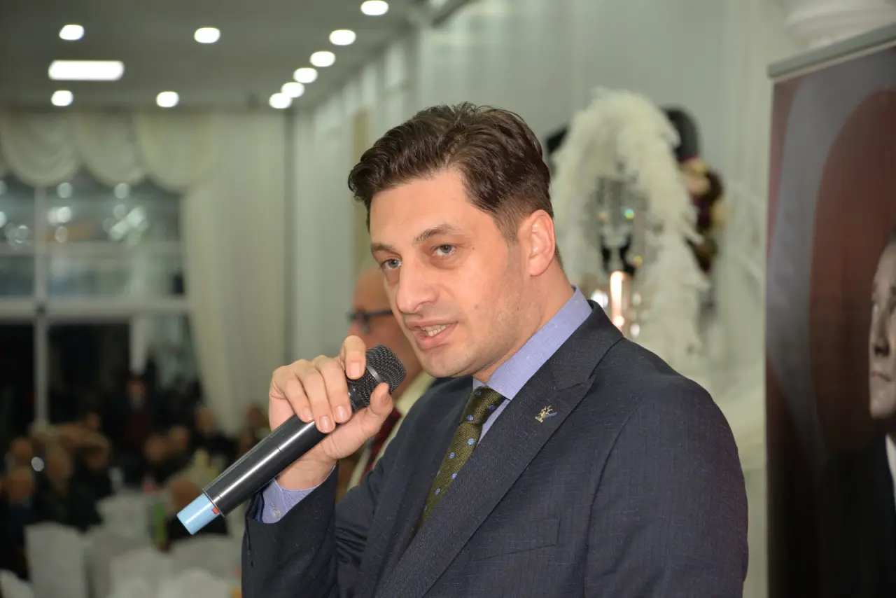 Haber: AK Parti Hendek Partililerle Buluştu - Galeri-1