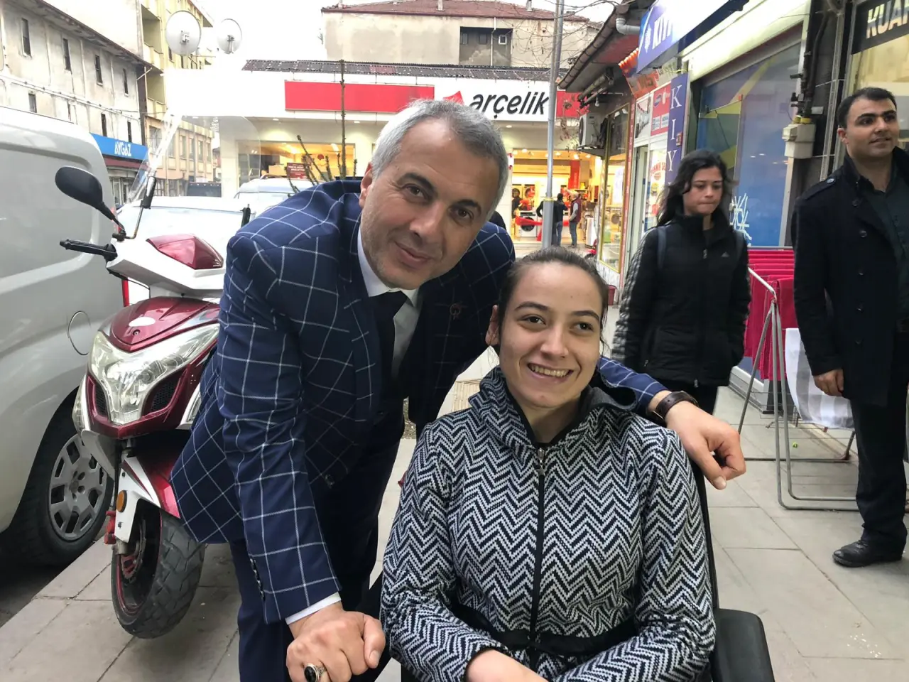 Haber: RAKİP OLABİLİRİZ KİMSE İLE DÜŞMAN DEĞİLİZ - Galeri-2