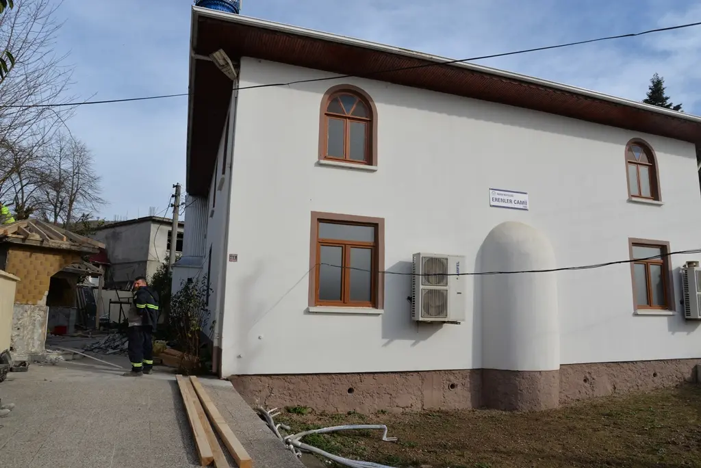 Haber: Erenler Camii Şadırvanı Yenileniyor - Galeri-1