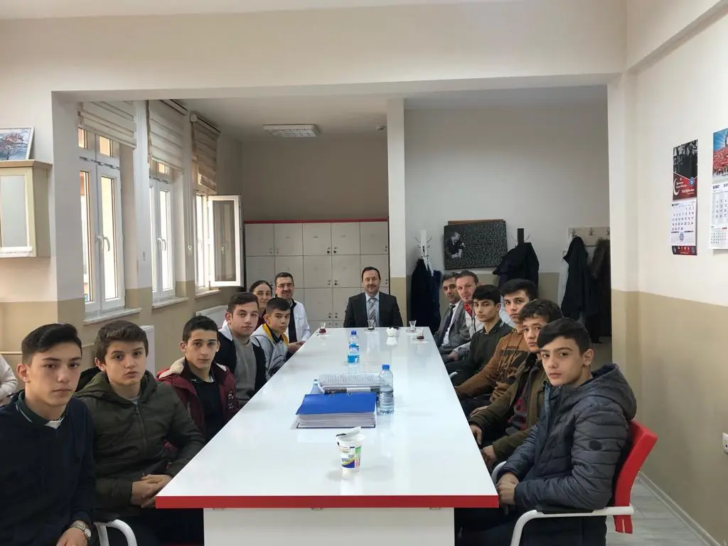 Haber: ÇUHADAR, SPORCULARA MORAL VERDİ - Galeri-1