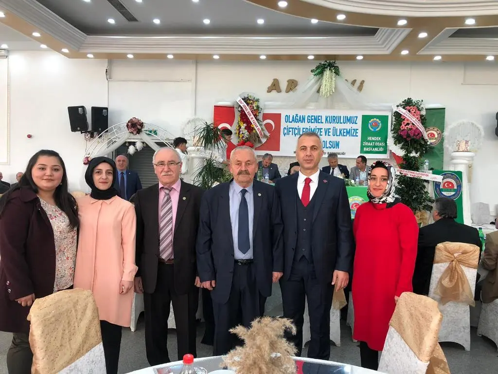 Haber: Hendek Ziraat Odasında Duran Güven Tazeledi - Galeri-5