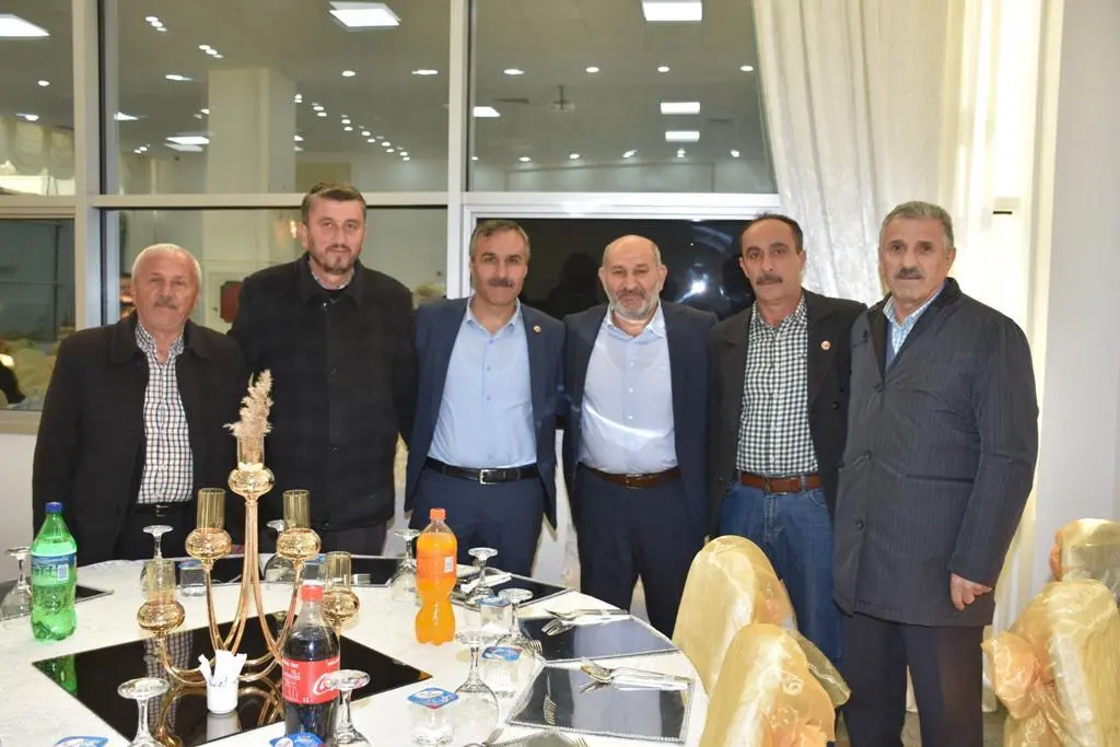 Haber: Hendek Ziraat Odasında Duran Güven Tazeledi - Galeri-7