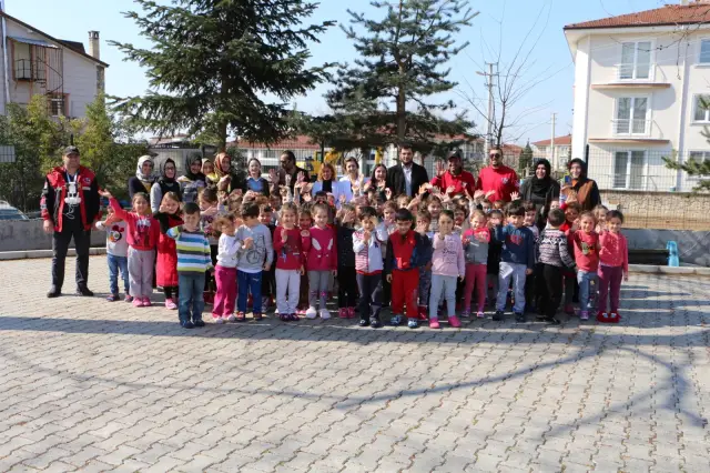Sake’den Minik Öğrencilere Afet Eğitimi
