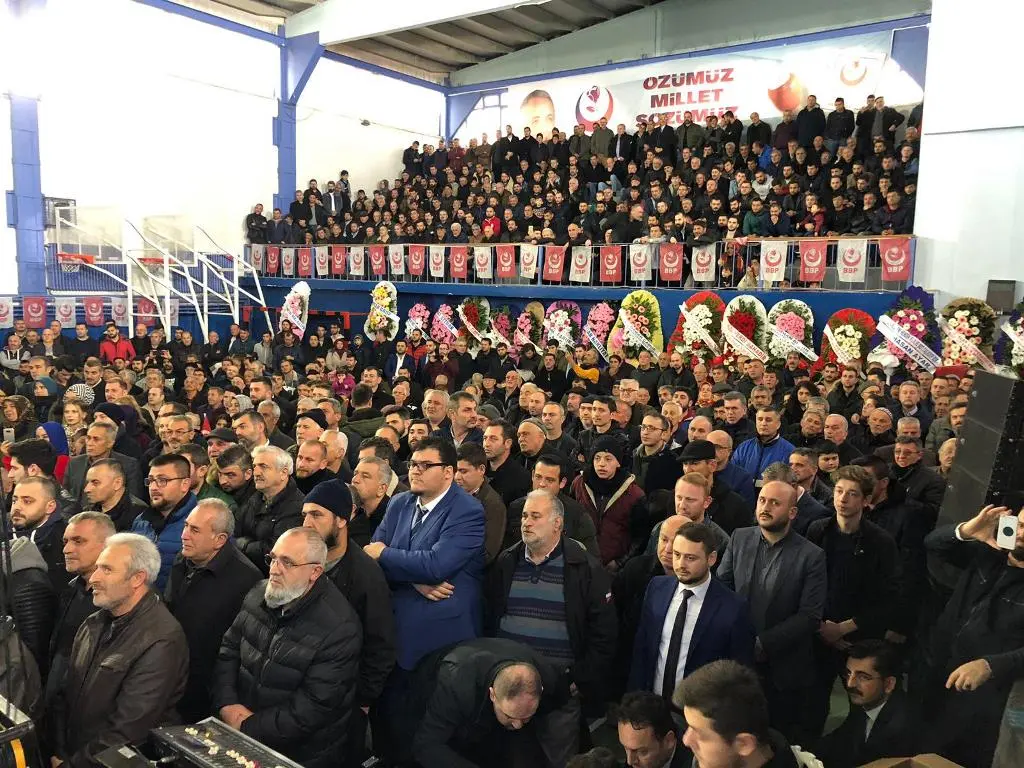 Haber: Babaoğlu’nun Aday Tanıtımında İzdiham Yaşandı - Galeri-14