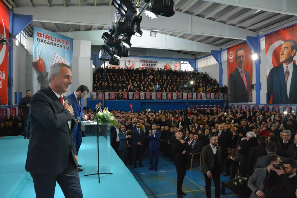 Haber: Babaoğlu’nun Aday Tanıtımında İzdiham Yaşandı - Galeri-4