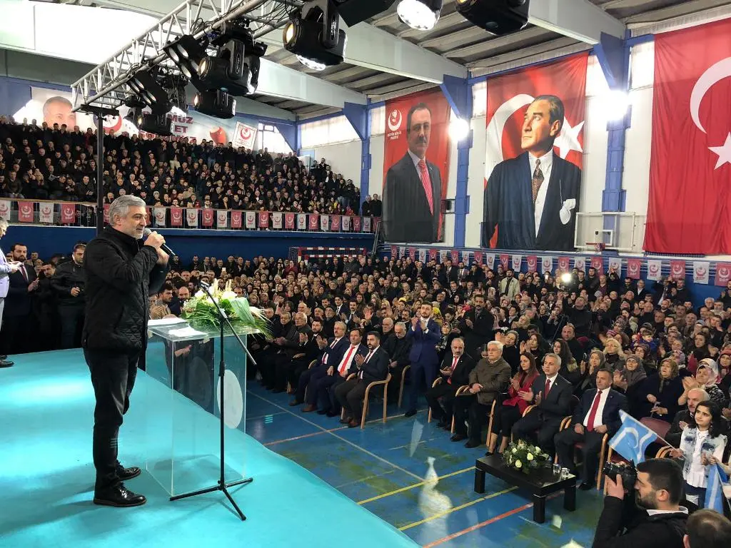 Haber: Babaoğlu’nun Aday Tanıtımında İzdiham Yaşandı - Galeri-13