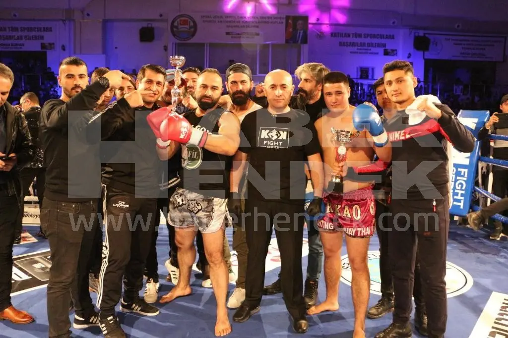 Haber: Hendek’te Muhteşem Spor Gecesi - Galeri-9
