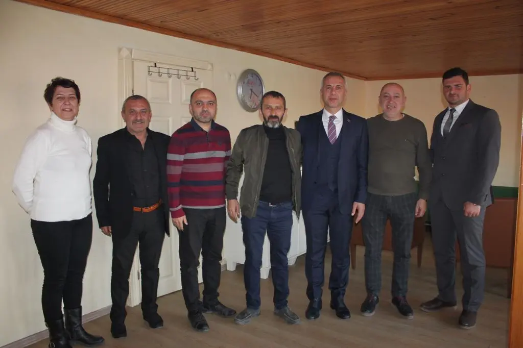 Haber: Babaoğlu Sakarya Basınını Ziyaret Etti - Galeri-7