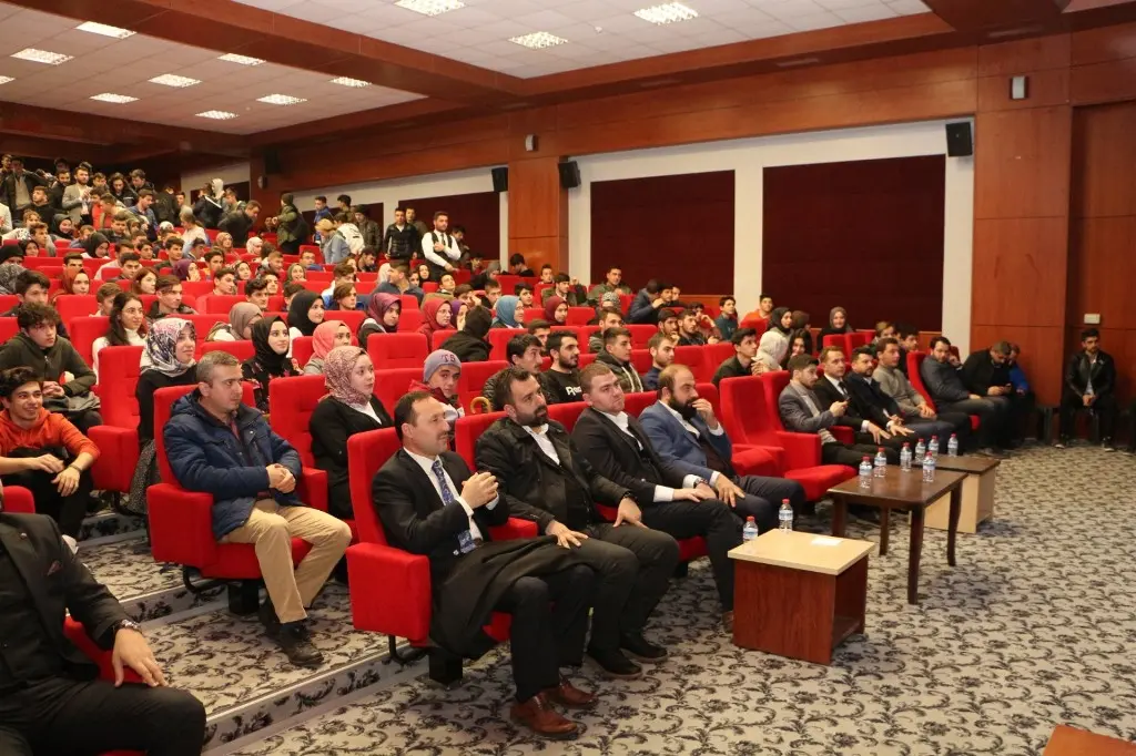 Haber: Sofuoğlu Hendekli Gençlerle Buluştu - Galeri-2