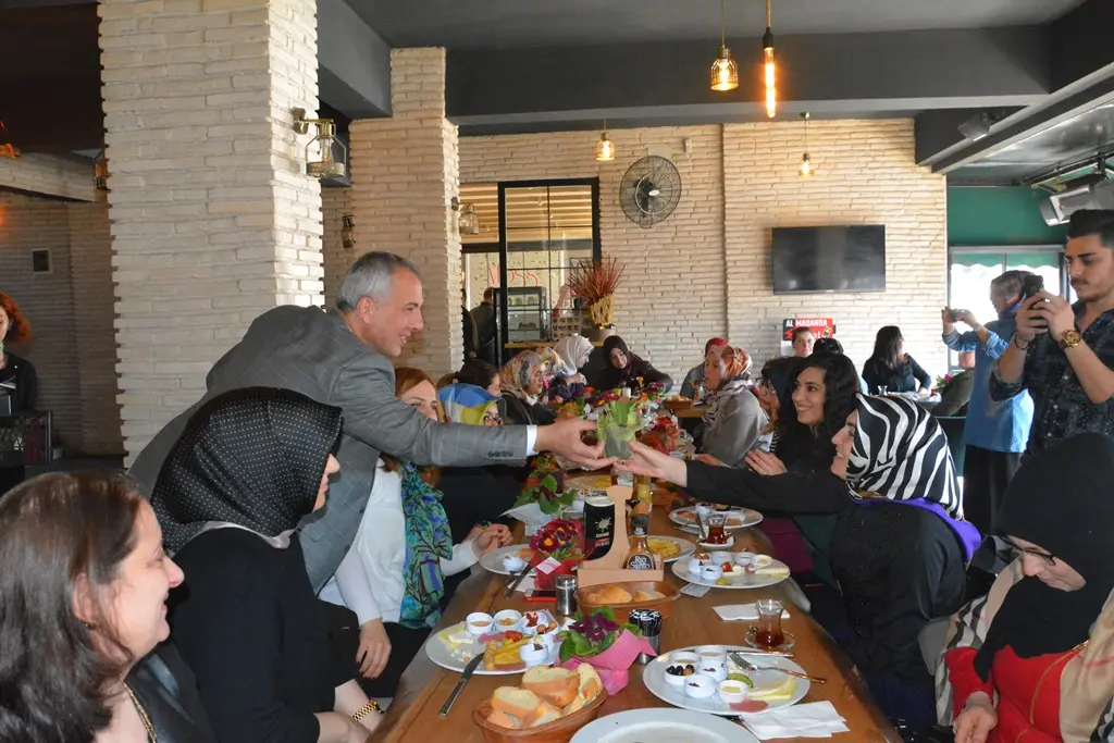 Haber: Kadınlar Yaşamımızın Her Alanında Başarıyla Yer Almıştır - Galeri-9