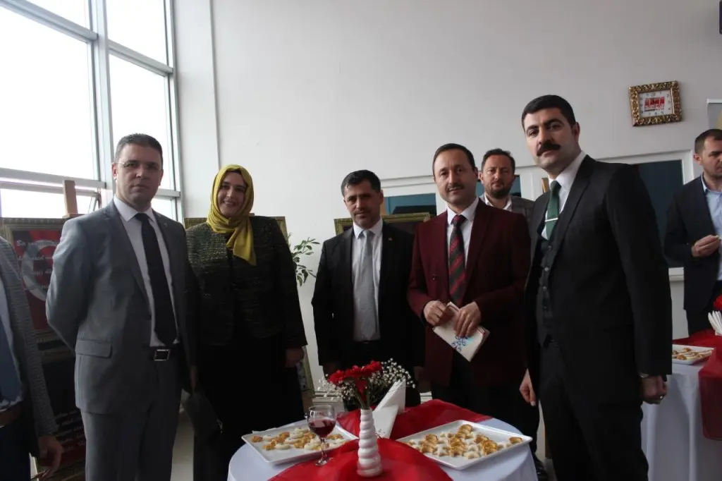 Haber: YENİMAHALLE MESLEKİ VE TEKNİK ANADOLU LİSESİ 12 MART İSTİKLAL MARŞININ KABULÜ VE MEHMET AKİF ERSOYU ANMA PROGRAMI BASIN BİLDİRİSİ - Galeri-10
