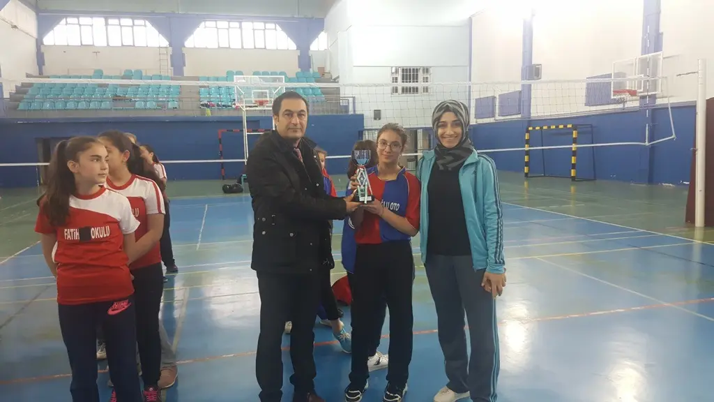 Haber: Okul Sporları Voleybol Müsabakaları Sona Erdi - Galeri-5