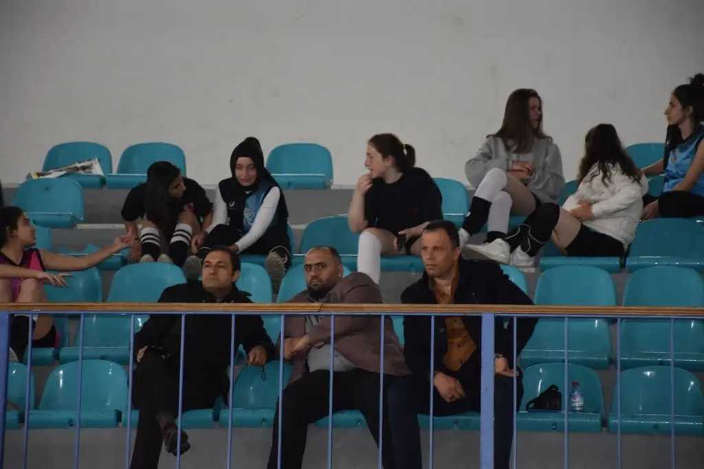 Haber: Okul Sporları Voleybol Müsabakaları Sona Erdi - Galeri-11