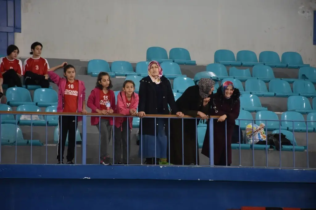 Haber: Okul Sporları Voleybol Müsabakaları Sona Erdi - Galeri-10
