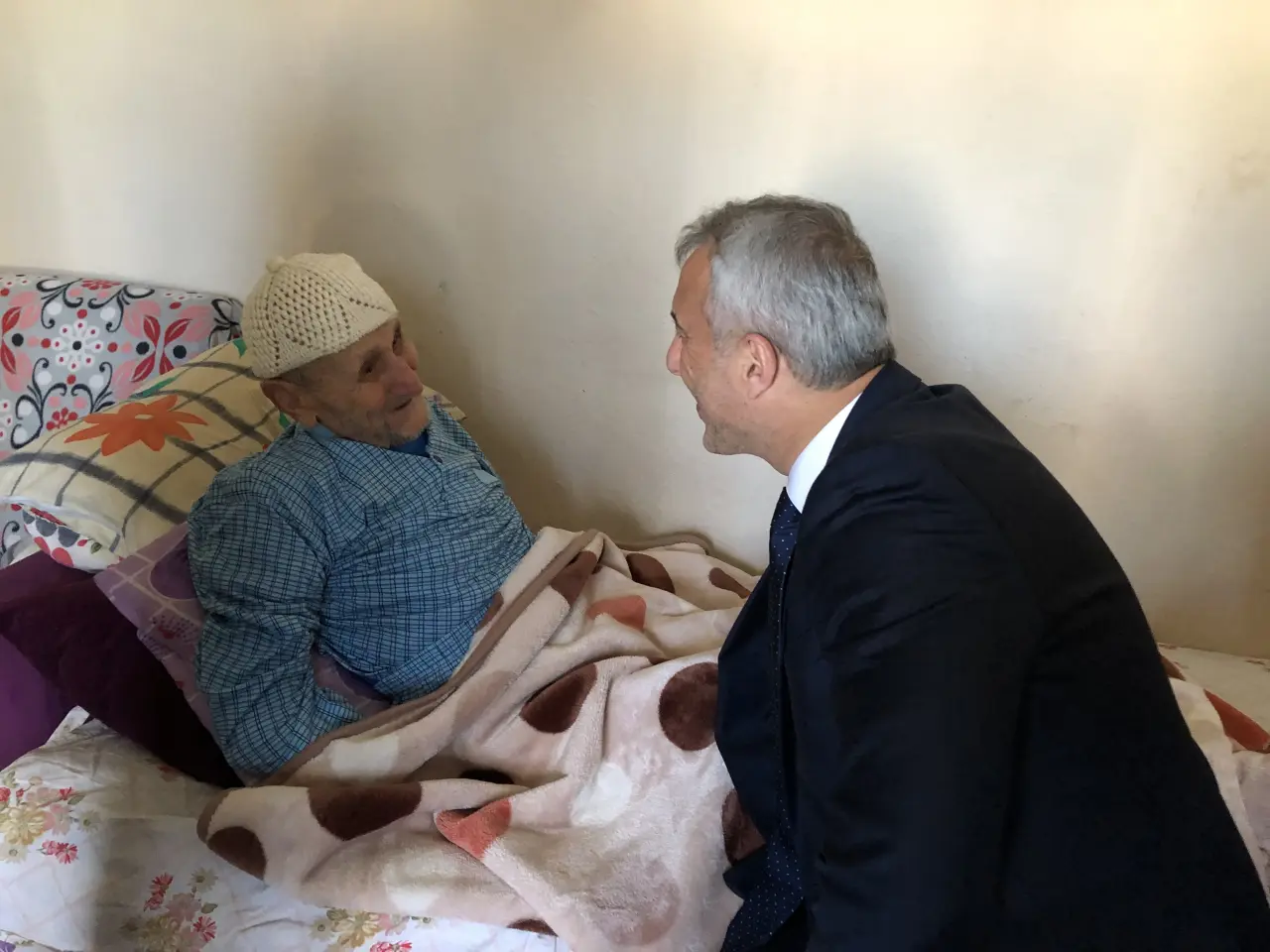 Haber: İki Katlı Ev Alevlere Teslim Oldu - Galeri-1