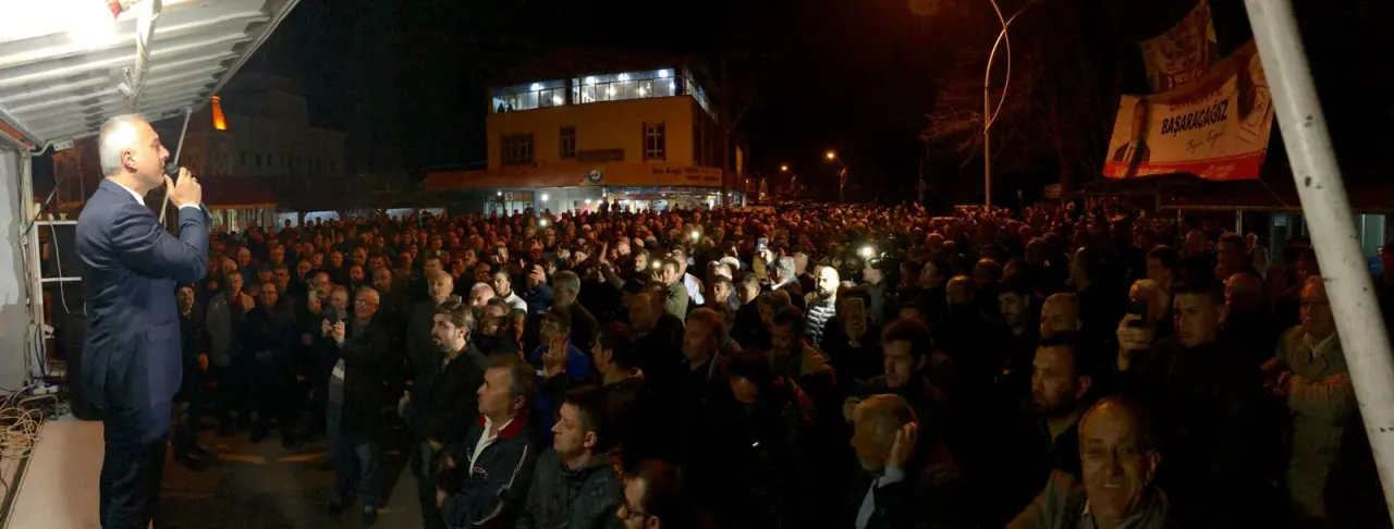 Haber: Yeşilyurt Ayağa Kalktı, Başkan Turgut Sesleri Yükseldi - Galeri-5