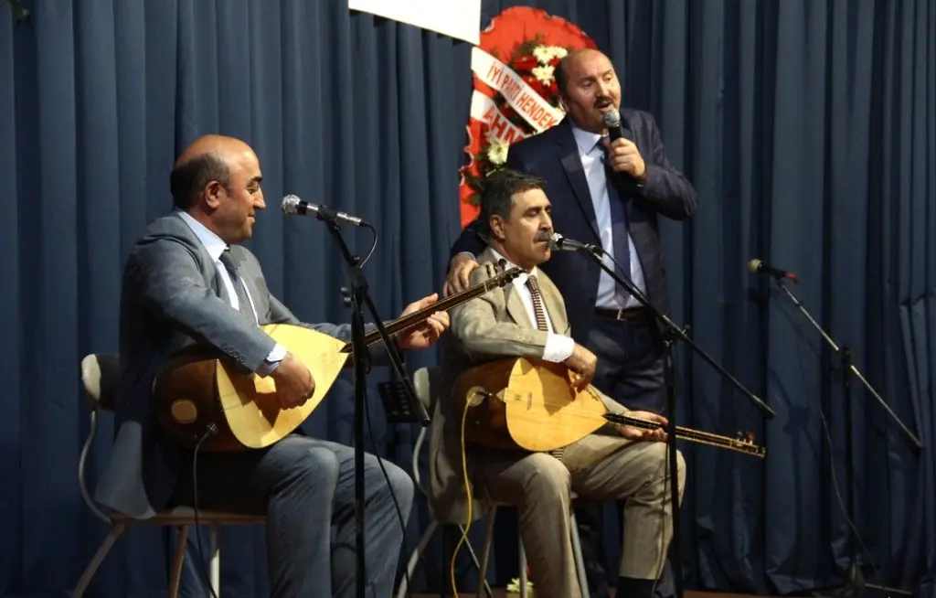 Haber: Erzurum’lular Bu Gecede Buluştu - Galeri-3