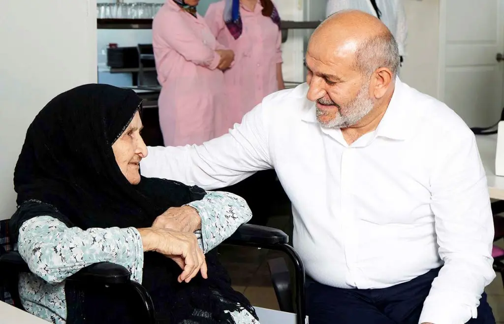 Haber: Yaşlılarımız Bizim Baştacımızdır - Öne Çıkan