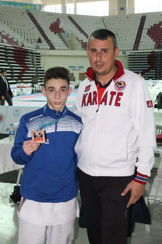 Haber: Hendek Belediyesi Karatecileri Antalya’da tarih yazdı - Galeri-7