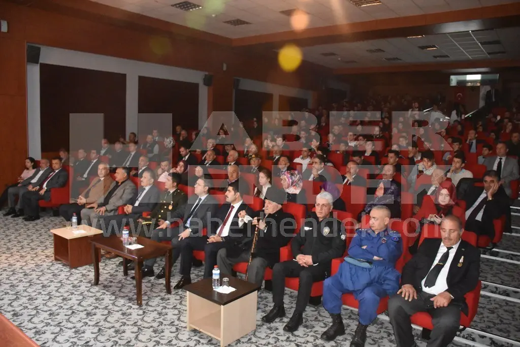 Haber: 18 Mart Çanakkale Deniz Zaferi Ve Şehitleri Anma Günü Kutlandı - Galeri-1