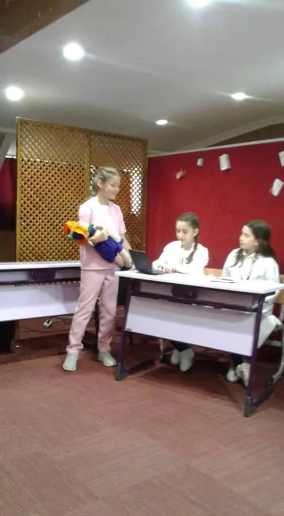 Haber: ŞEHİT AHMET ÖZSOY İMAM HATİP ORTAOKULUNDA DOKTOR ÇILDIRDI - Galeri-1
