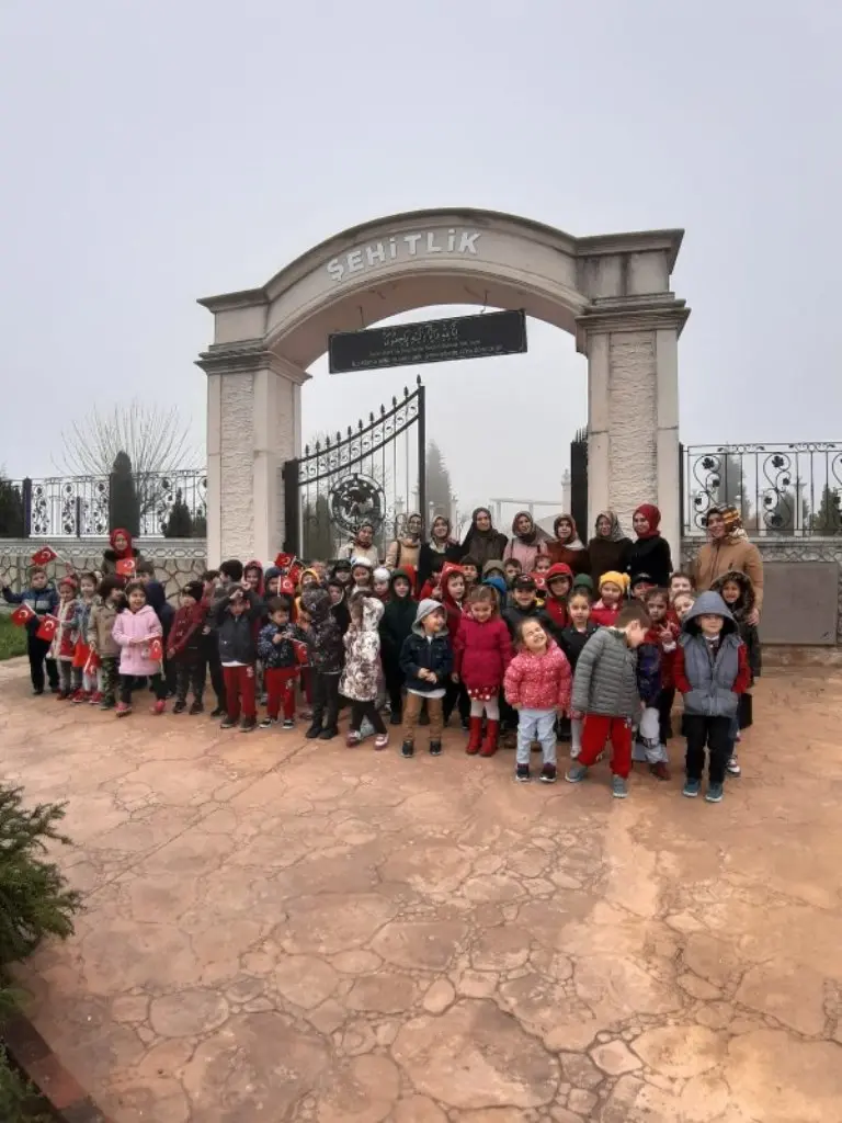 Haber: Miniklerden anlamlı ziyaret - Öne Çıkan